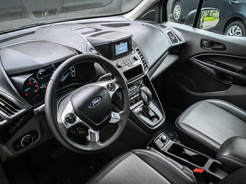 Used 2023 Ford Transit Connect XL FWD image 9