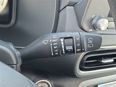 Certified 2023 Hyundai Kona SE image 25