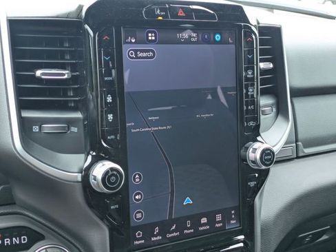 New 2026 RAM 1500 4x4 Crew Cab image 21