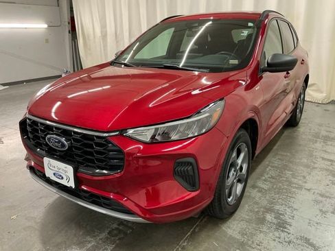 Used 2024 Ford Escape ST-Line w/ Tech Pack #1 AWD/4WD image 8