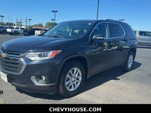 Used 2020 Chevrolet Traverse LT FWD image 4