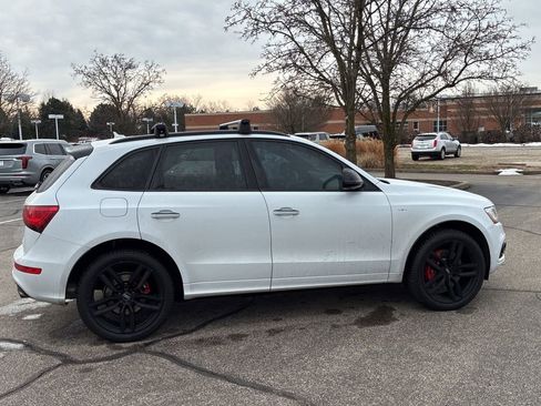 Used 2017 Audi SQ5 Premium Plus w/ Technology Package image 5