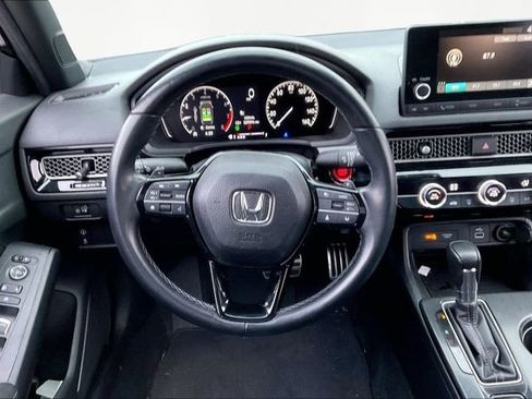 Used 2023 Honda Civic Sport image 8