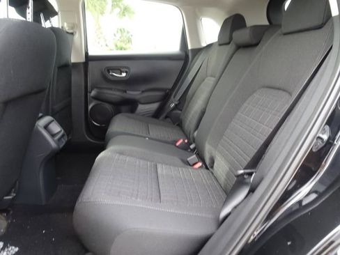 New 2026 Honda HR-V LX image 9