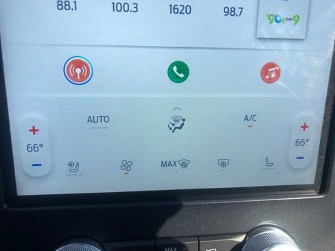 Used 2022 Ford Edge SEL w/ Convenience Package image 10