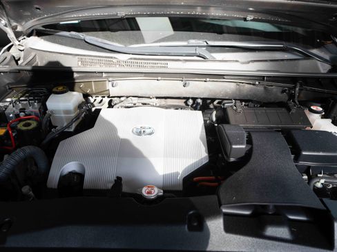 Used 2019 Toyota Highlander Limited image 32