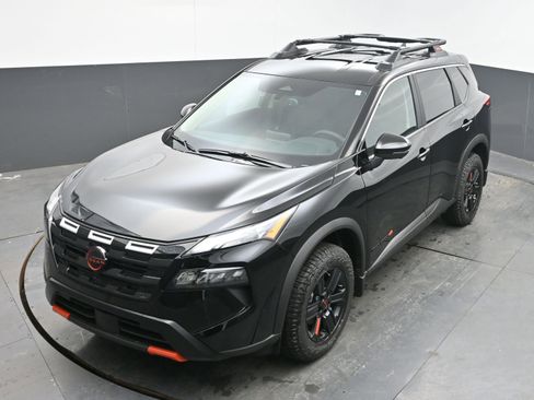 New 2026 Nissan Rogue SV w/ Rock Creek Premium Package image 33