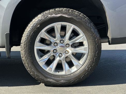 Used 2021 Chevrolet Silverado 1500 LTZ w/ LTZ Premium Package image 8