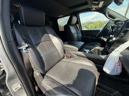 Used 2024 RAM 2500 Limited AWD/4WD image 2