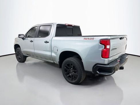 Used 2025 Chevrolet Silverado 1500 LT Trail Boss w/ Convenience Package II AWD/4WD image 6