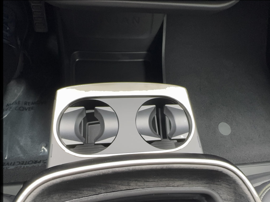 Used 2026 Rivian R1S Adventure Dual AWD/4WD image 44