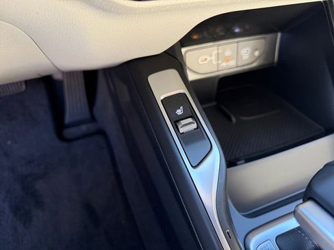 New 2026 Kia Sorento S image 18