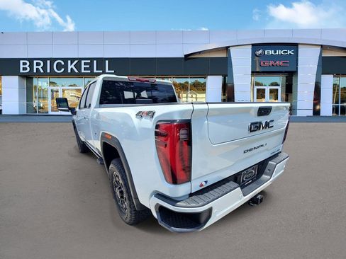 Used 2026 GMC Sierra 3500 Denali Ultimate AWD/4WD image 4