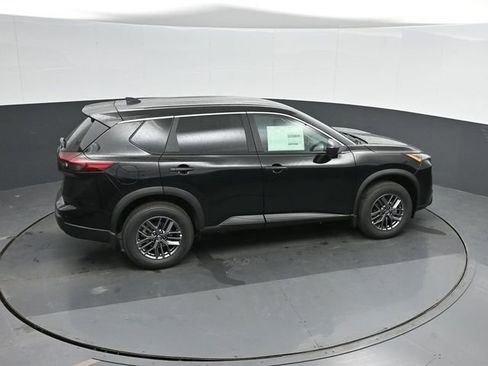 New 2026 Nissan Rogue S image 31