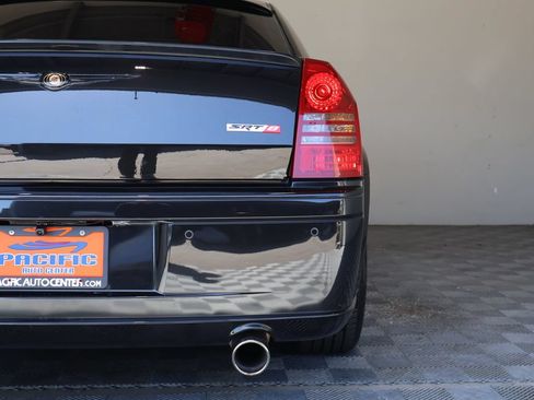 Used 2006 Chrysler 300 SRT8 w/ SRT Option Group II RWD image 14