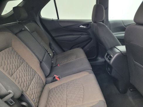 Used 2018 Chevrolet Equinox LT FWD image 19