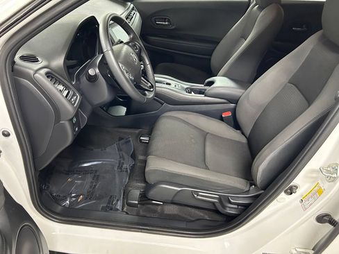 Used 2022 Honda HR-V Sport image 12