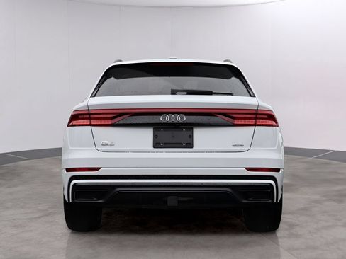Used 2019 Audi Q8 Prestige w/ Luxury Package AWD/4WD image 6