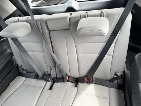 Used 2021 Honda Pilot Special Edition image 12