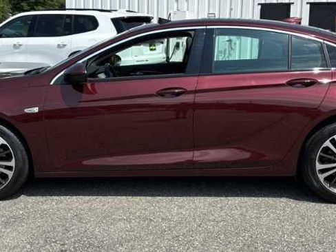 Used 2019 Buick Regal Essence w/ Driver Confidence Package I FWD image 7