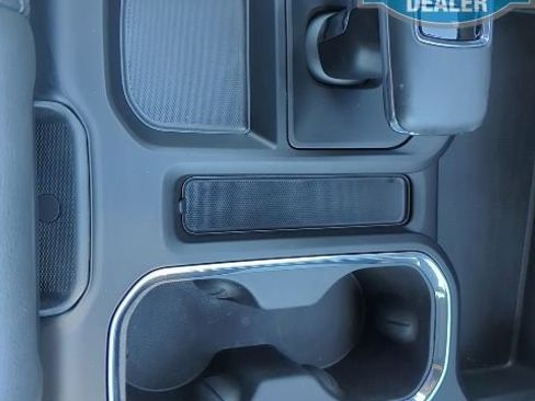 Used 2025 Chevrolet Silverado 1500 LT Trail Boss w/ Convenience Package II image 11