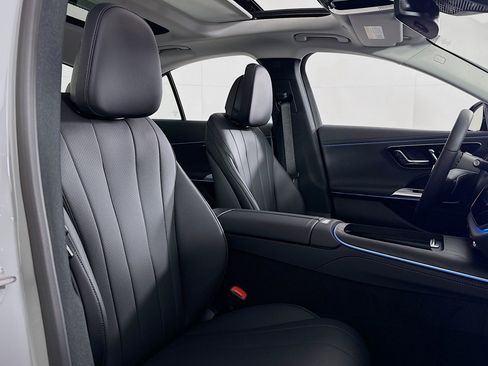 New 2026 Mercedes-Benz E 350 Sedan image 6