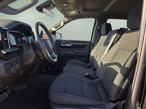 Used 2025 Chevrolet Silverado 1500 LT image 21