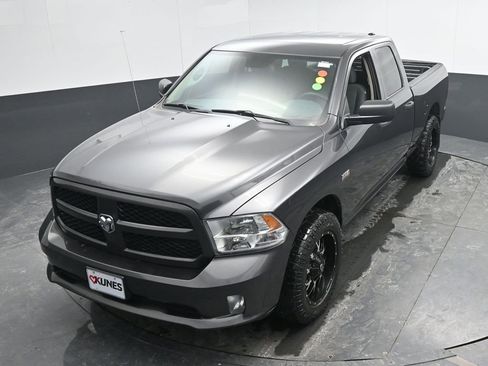 Used 2016 RAM 1500 Express image 38