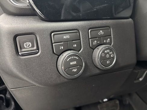 New 2026 Chevrolet Silverado 1500 RST w/ Dark Appearance Package AWD/4WD image 11