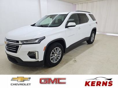Used 2023 Chevrolet Traverse LT