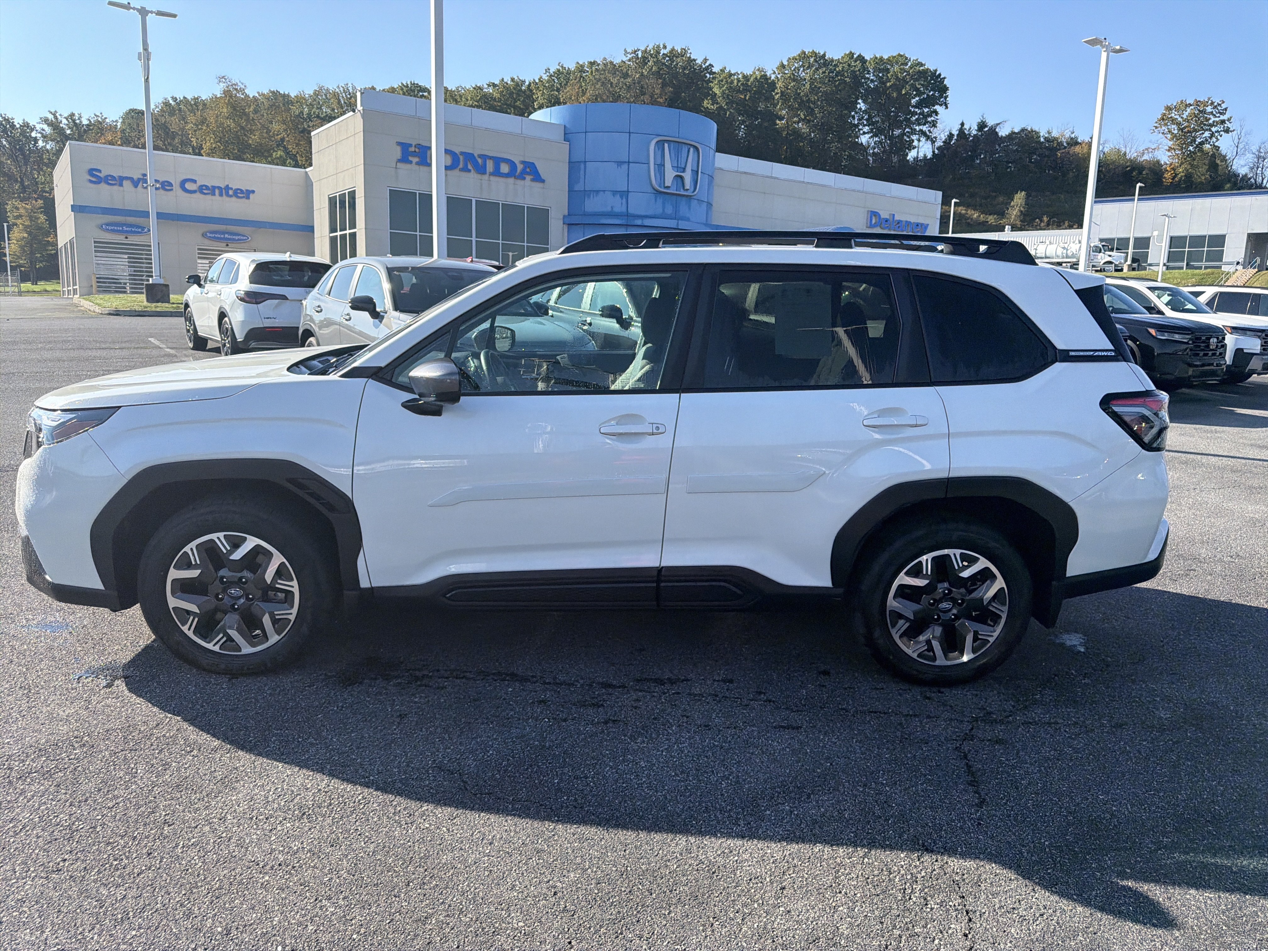Used 2026 Subaru Forester Premium AWD/4WD image 8