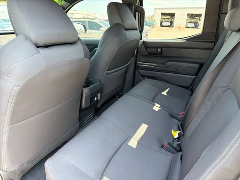 Used 2025 Toyota Tacoma SR5 AWD/4WD image 21