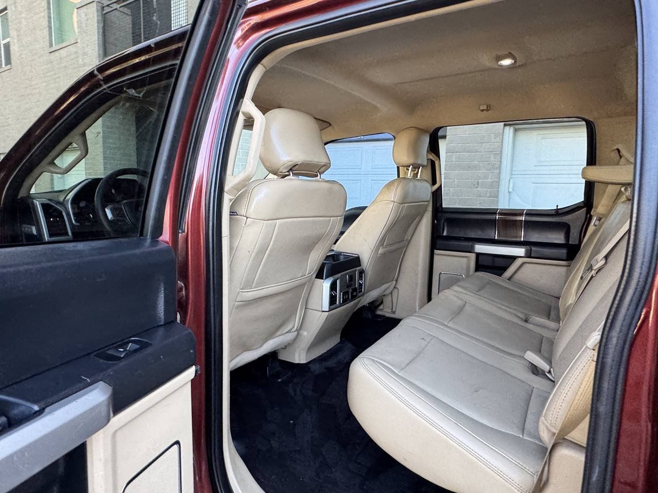 Used 2017 Ford F150 Lariat w/ Equipment Group 502A Luxury AWD/4WD image 29