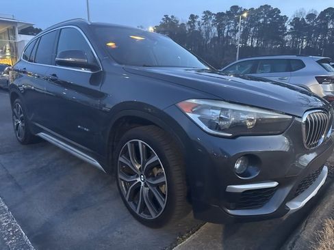 Used 2017 BMW X1 sDrive28i image 2