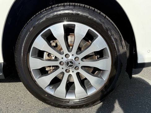 Used 2019 Mercedes-Benz GLS 450 4MATIC image 27