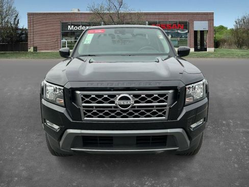 Used 2024 Nissan Frontier SV w/ Technology Package image 6