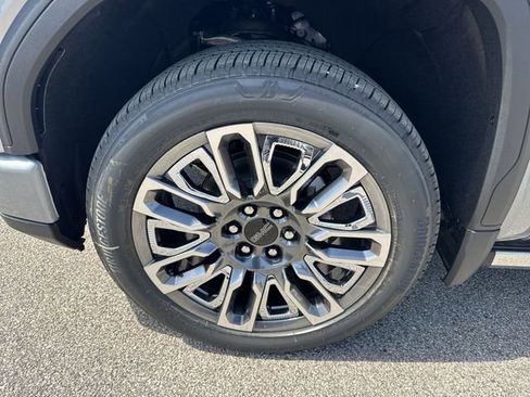 New 2026 GMC Sierra 1500 Denali Ultimate image 10