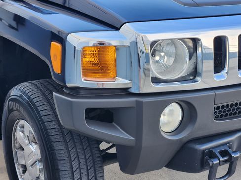 Used 2007 HUMMER H3 Luxury image 7