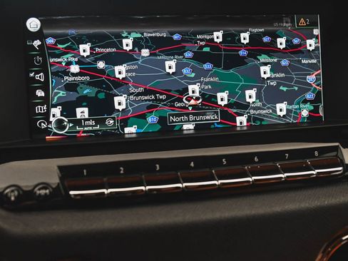 Used 2024 Rolls-Royce Cullinan AWD/4WD image 17