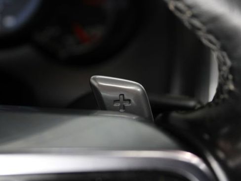 Used 2015 Porsche Cayenne S image 19