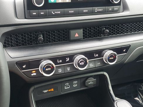 Used 2023 Honda CR-V Sport image 28