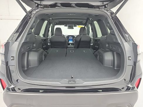 Used 2025 Subaru Forester Premium AWD/4WD image 49