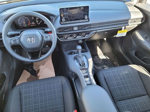 New 2025 Honda HR-V LX image 11