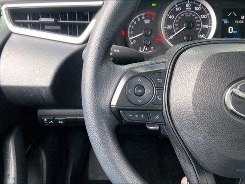 Used 2022 Toyota Corolla LE w/ LE Convenience Package image 18