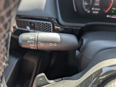 Used 2024 Honda Civic Sport image 27