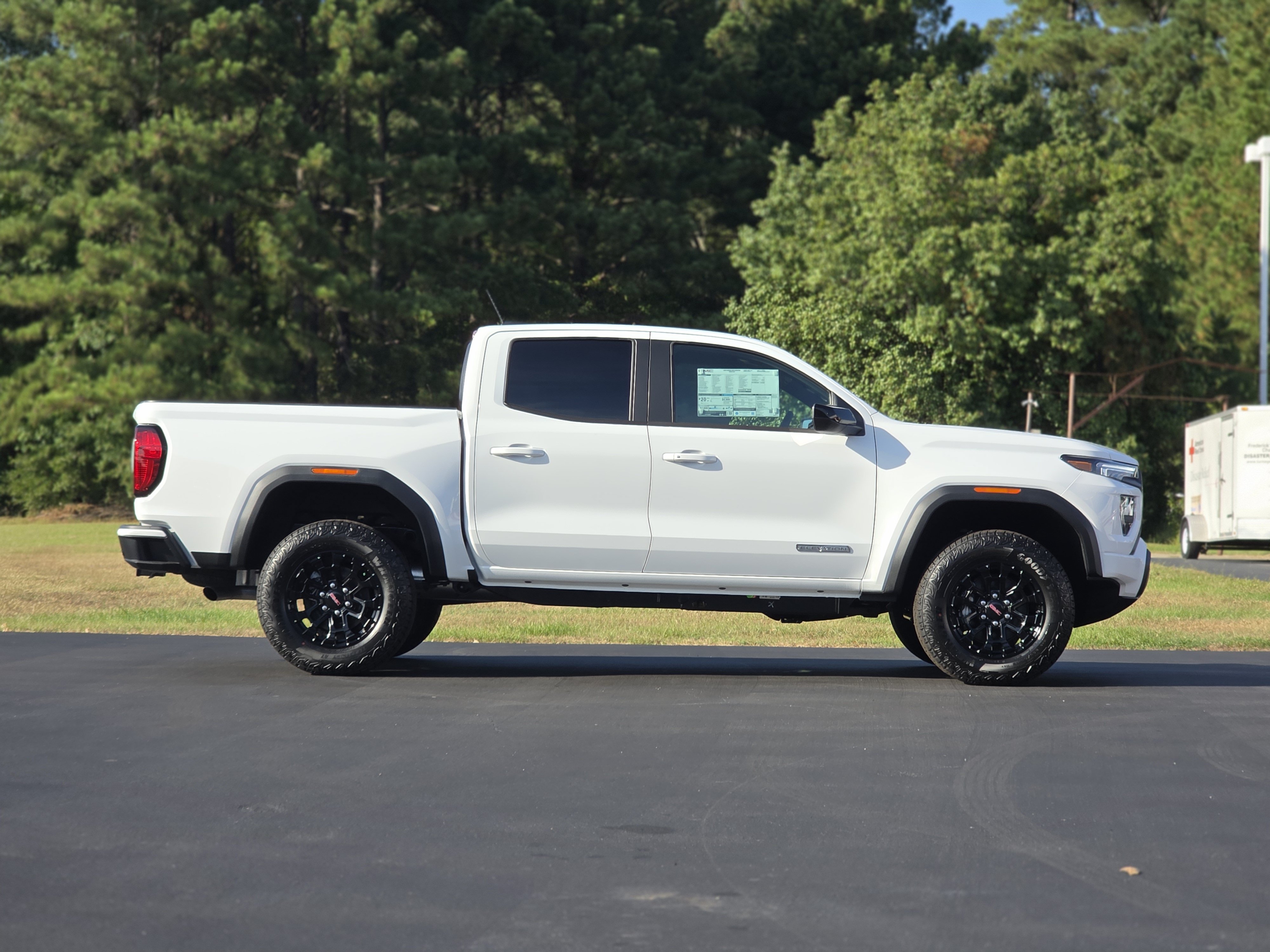 New 2026 GMC Canyon Elevation RWD image 8