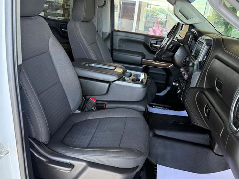 Used 2022 Chevrolet Silverado 1500 RST AWD/4WD image 14