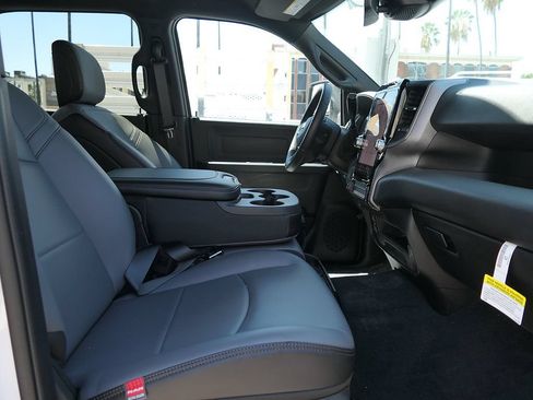 New 2026 RAM 2500 Tradesman AWD/4WD image 26