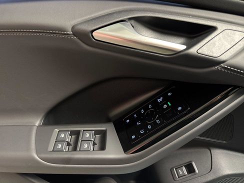 New 2027 Audi Q6 e-tron Premium Plus image 10