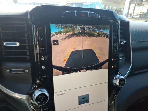 Used 2023 RAM 1500 Laramie image 27